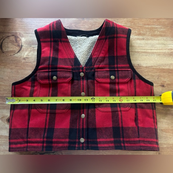BANANA REPULIC Women’s M Reversible Wool Sherpa Buffalo Plaid Vest - Picture 7 of 9